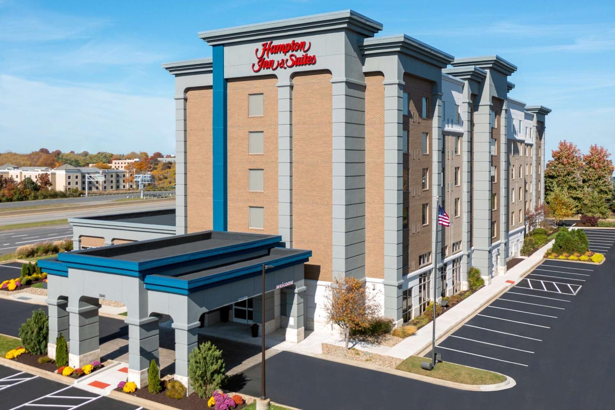 Hampton Inn & Suites Cleveland-Beachwood Exterior foto